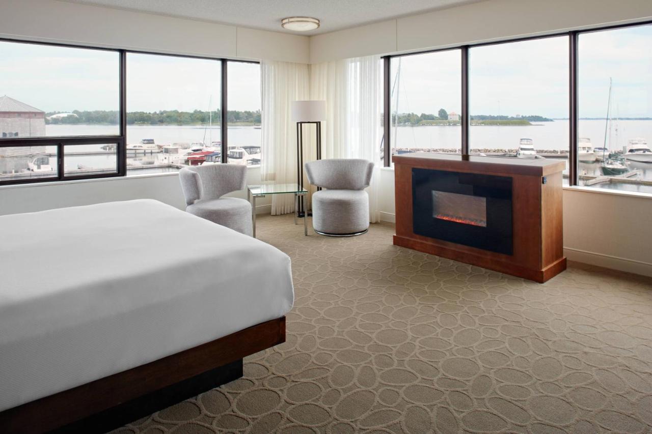 Delta Hotels By Marriott Kingston Waterfront Екстериор снимка