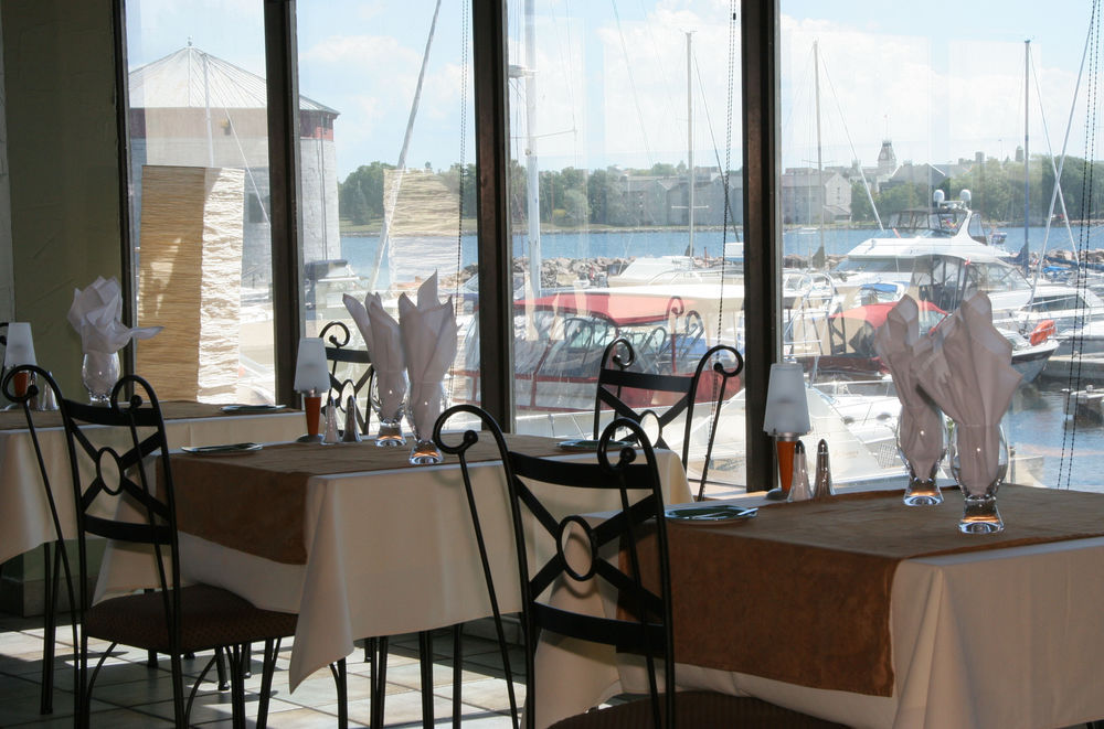 Delta Hotels By Marriott Kingston Waterfront Ресторант снимка
